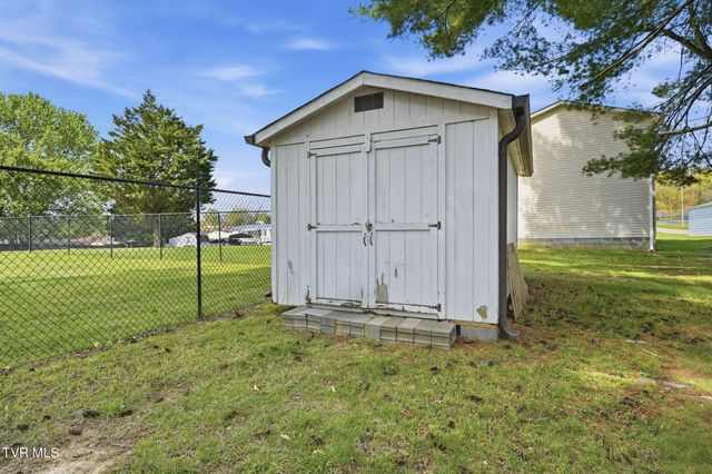 435 Oak Grove Road, Gray, TN 37615