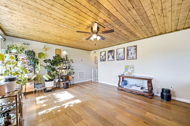 435 Oak Grove Road, Gray, TN 37615
