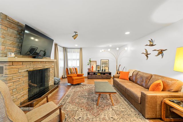 1818 Highland Ave, Salina, KS 67401