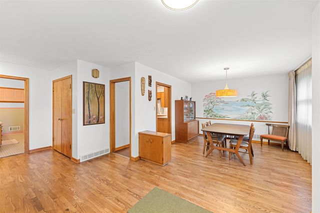 1818 Highland Ave, Salina, KS 67401