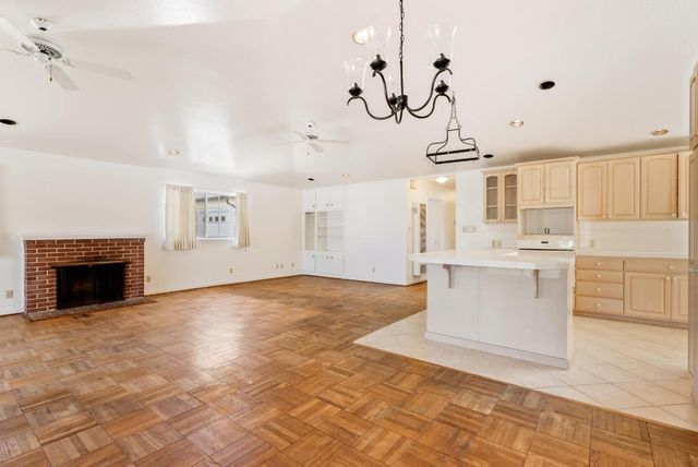 208 Angelus Drive, Salinas, CA 93906