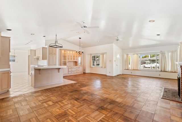 208 Angelus Drive, Salinas, CA 93906