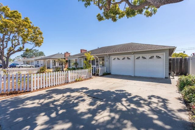 208 Angelus Drive, Salinas, CA 93906