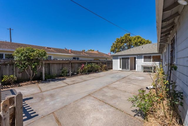208 Angelus Drive, Salinas, CA 93906