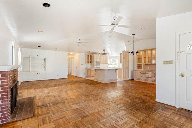 208 Angelus Drive, Salinas, CA 93906