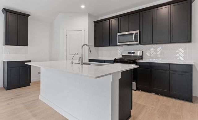 1603 Mazzini Drive, Richmond, TX 77406