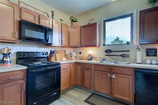 319 W Oxford Street, Alliance, OH 44601