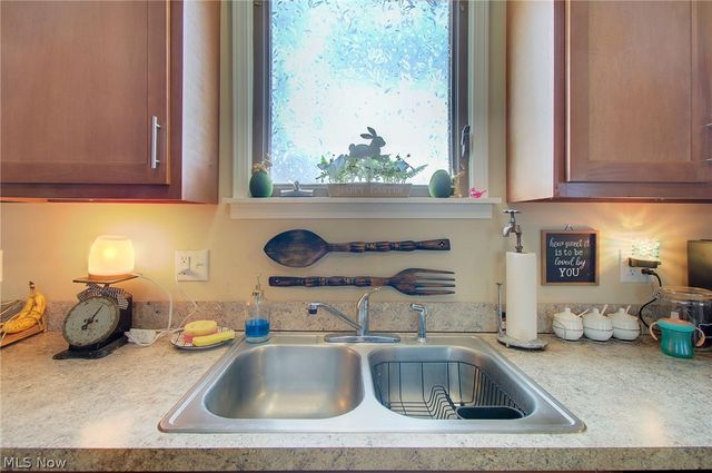 319 W Oxford Street, Alliance, OH 44601