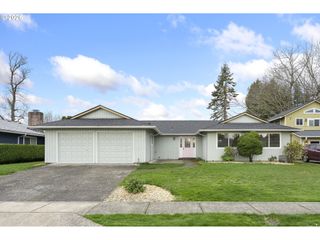 1275 Ne COUNTRY CLUB Ave, Gresham, OR 97030