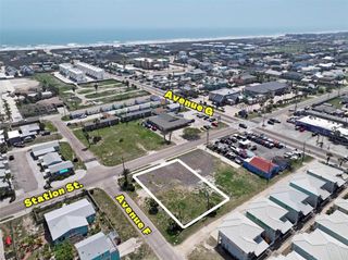 602 S Station, Port Aransas, TX 78373