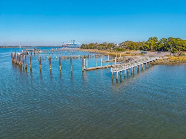 386 5th Avenue, Mount Pleasant, SC 29464