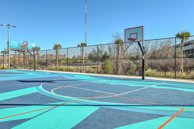 386 5th Avenue, Mount Pleasant, SC 29464