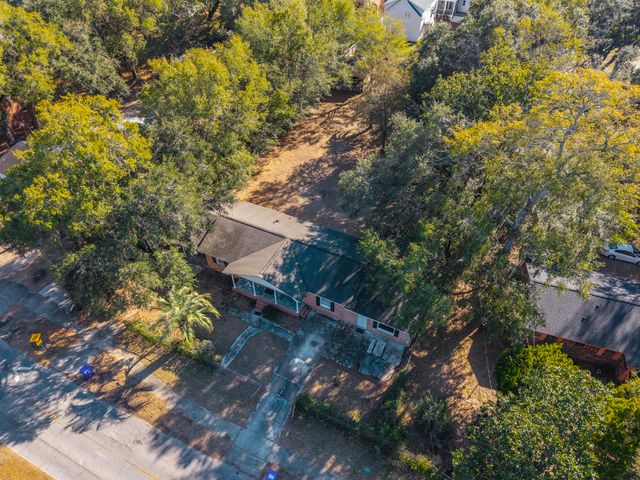 386 5th Avenue, Mount Pleasant, SC 29464