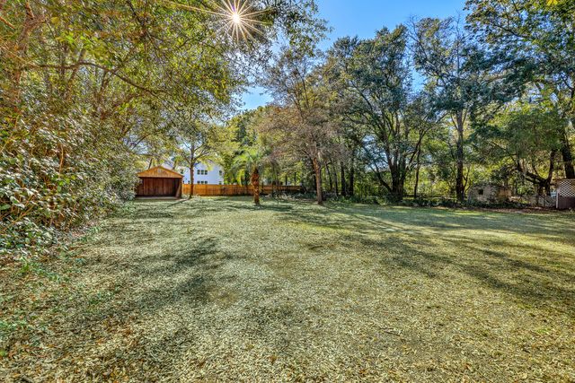 386 5th Avenue, Mount Pleasant, SC 29464