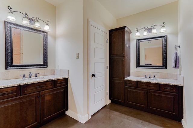 3501 Pursley RD, Dripping Springs, TX 78620