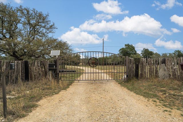 3501 Pursley RD, Dripping Springs, TX 78620