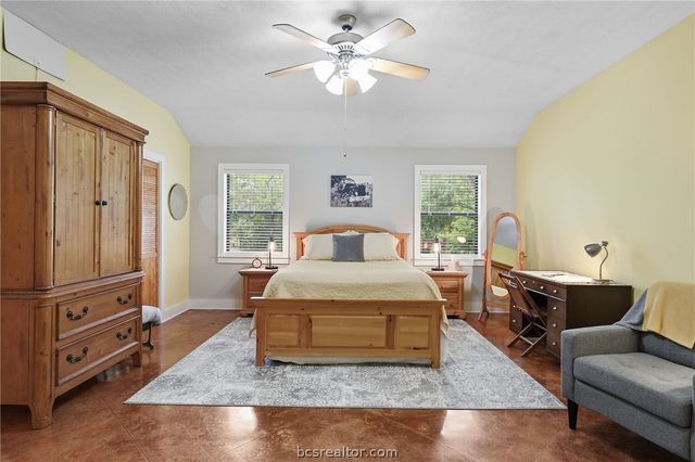 1209 Deer Crossing Court, Bryan, TX 77807