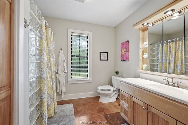 1209 Deer Crossing Court, Bryan, TX 77807