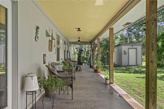 1209 Deer Crossing Court, Bryan, TX 77807