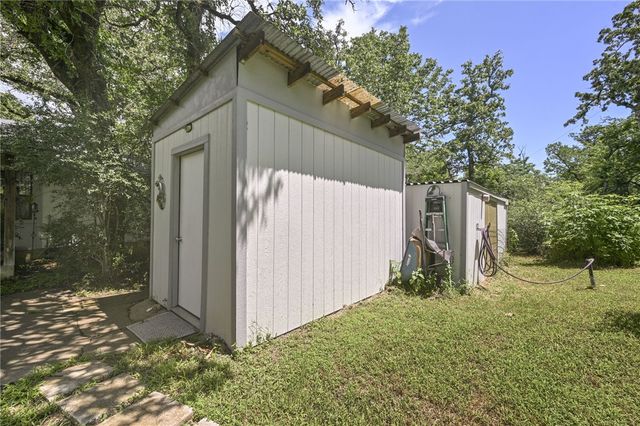 1209 Deer Crossing Court, Bryan, TX 77807