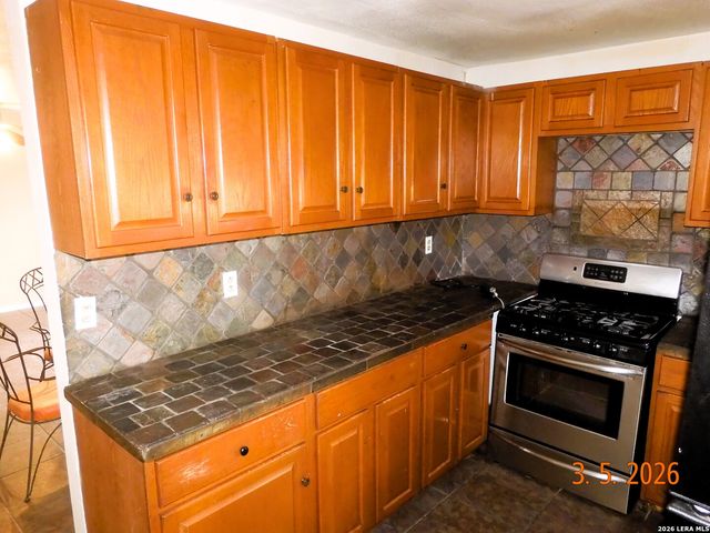 501 SW 34th, San Antonio, TX 78237