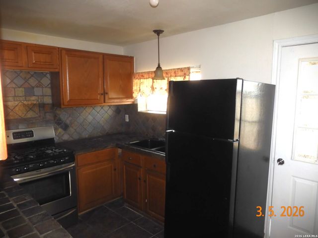 501 SW 34th, San Antonio, TX 78237