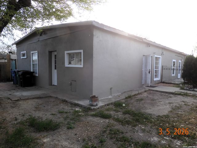 501 SW 34th, San Antonio, TX 78237