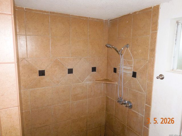 501 SW 34th, San Antonio, TX 78237