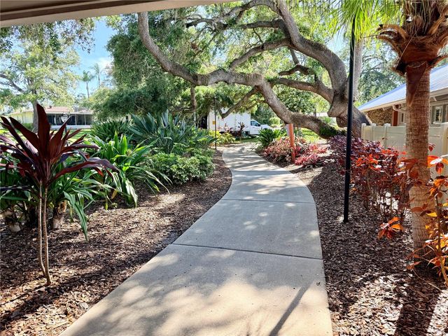 10501 HARDWOOD COURT, Port Richey, FL 34668