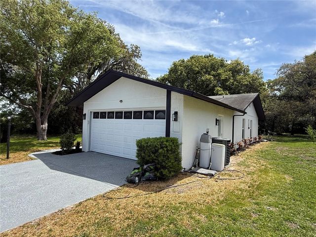 10501 HARDWOOD COURT, Port Richey, FL 34668