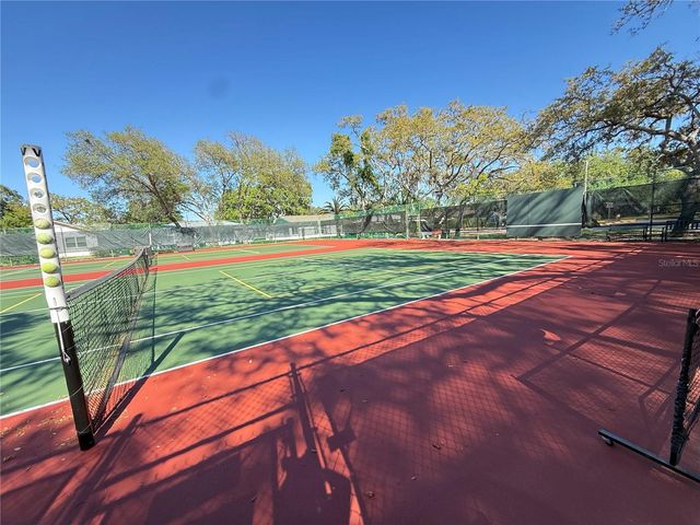 10501 HARDWOOD COURT, Port Richey, FL 34668