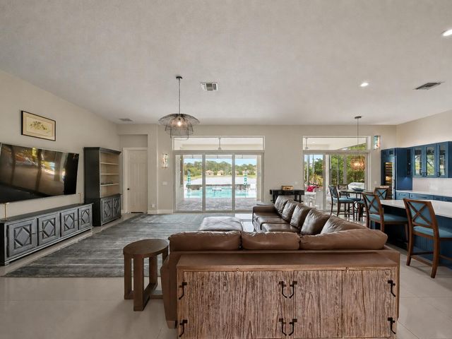 21833 SW Tivolo Way, Port St. Lucie, FL 34986