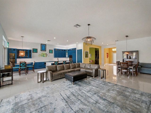 21833 SW Tivolo Way, Port St. Lucie, FL 34986