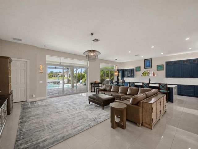 21833 SW Tivolo Way, Port St. Lucie, FL 34986