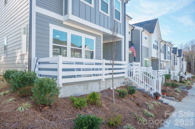 131 Berkeley Avenue A, Mooresville, NC 28117