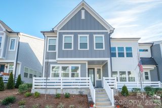 131 Berkeley Avenue A, Mooresville, NC 28117