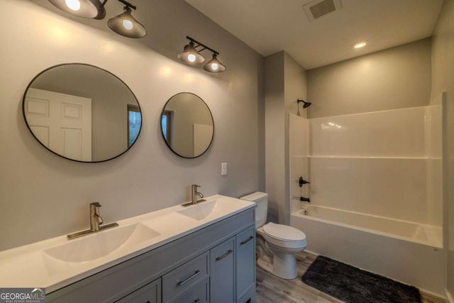 107 Lake Top Lane, Ellijay, GA 30540