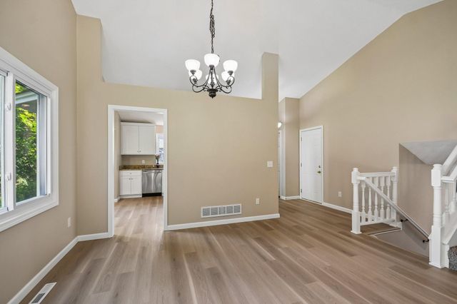 19290 Euclid Court, Farmington, MN 55024