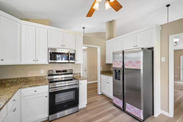 19290 Euclid Court, Farmington, MN 55024