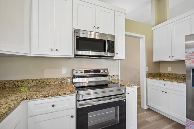 19290 Euclid Court, Farmington, MN 55024