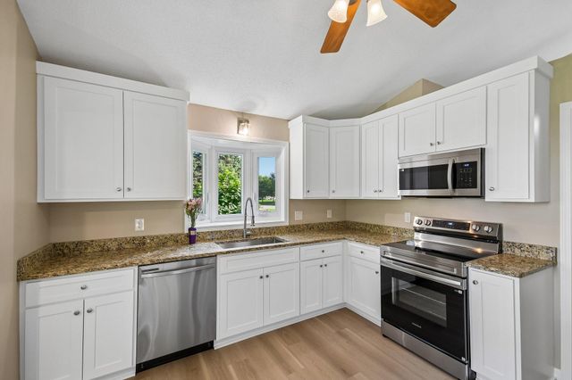 19290 Euclid Court, Farmington, MN 55024