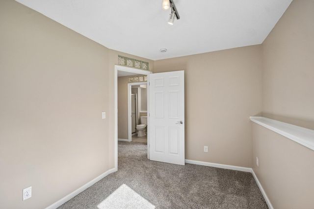 19290 Euclid Court, Farmington, MN 55024