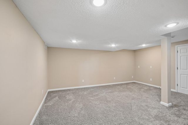 19290 Euclid Court, Farmington, MN 55024