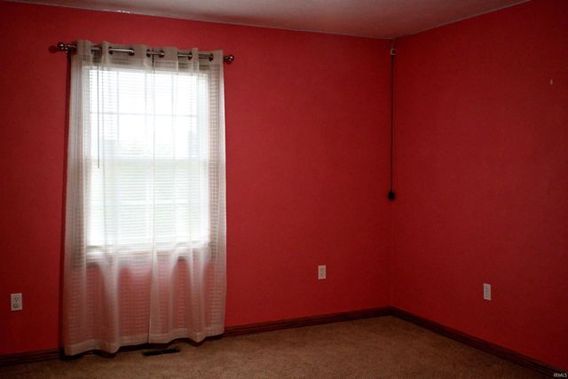 6720 E Schroeder Lane, Celestine, IN 47521