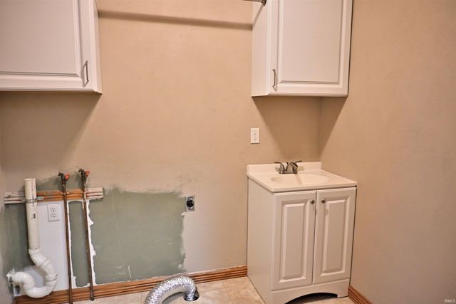 6720 E Schroeder Lane, Celestine, IN 47521