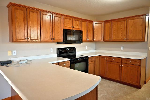 6720 E Schroeder Lane, Celestine, IN 47521