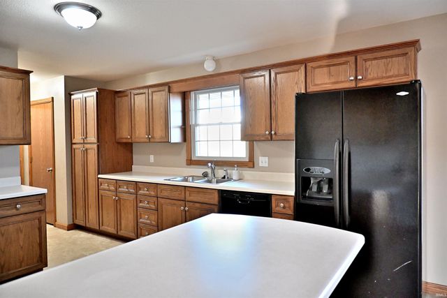 6720 E Schroeder Lane, Celestine, IN 47521