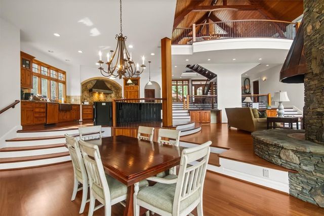 134 Teaberry Lane, Sunset, SC 29685