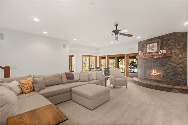 134 Teaberry Lane, Sunset, SC 29685