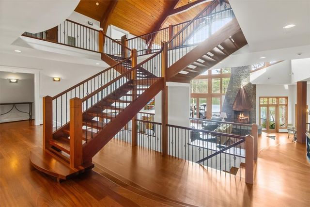134 Teaberry Lane, Sunset, SC 29685